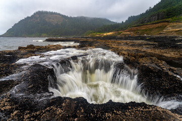 Thor’s Well Oregon, Pacific Ocean, America, USA.