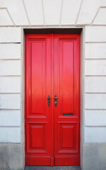 traditional red door