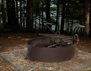 Metal ring for making a campfire safely