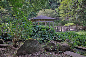 東屋のある風景