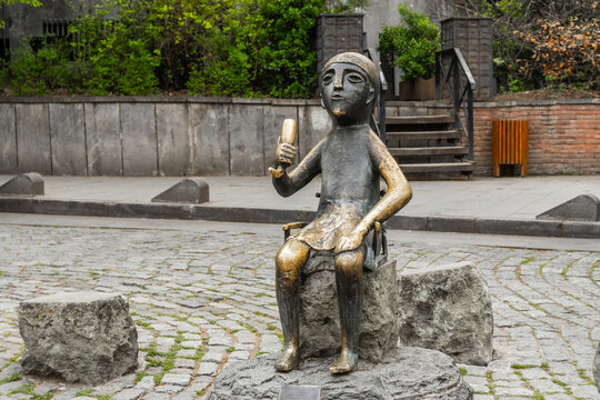 Georgia, Tbilisi, Aipril 2022 - Tamada Statue in old town