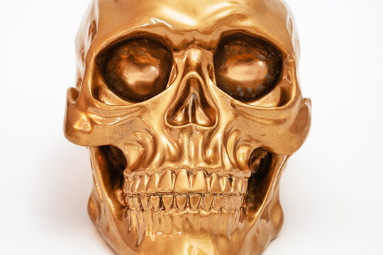 Goldener Sch&auml;del