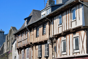 Architecture dans les rues de Quimperlé en Bretagne-France