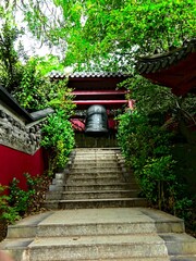 Obraz premium Pairi Daiza Zoo, Belgium - July 2023 : View of the decor 