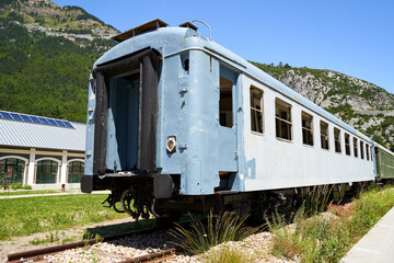 Fototapeta na wymiar Old train carriage at Canfranc train station.