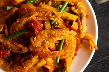 Fried shrimp with spicy spices