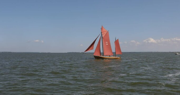 Zeesbootregatta, Wustrow, Saaler Bodden, Fischland, Darss, Mecklenburg-Vorpommern, Germany, Europe