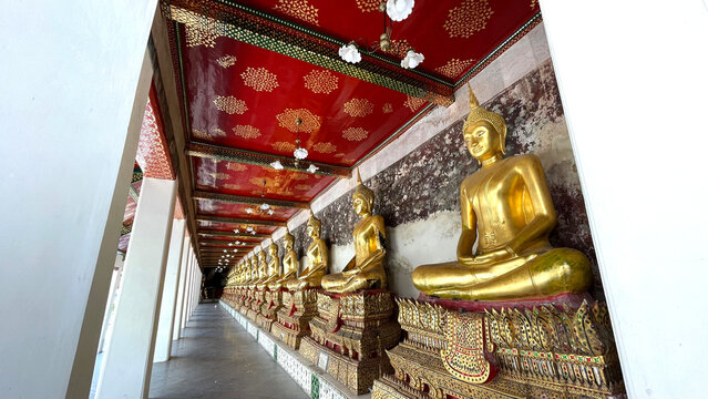 Temple Architecture, Sculpture of Buddha Statue, Temple, Bangkok, Thailand...,