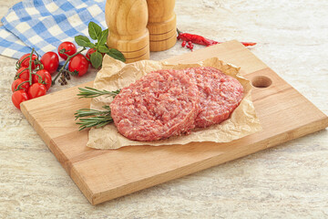 Raw pork cutlet for burger