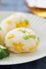 トウモロコシと枝豆のおにぎり
