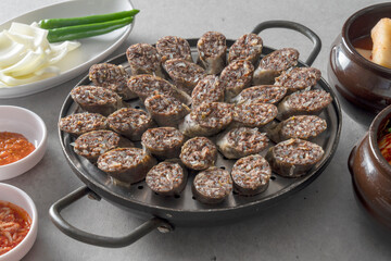 Korean food dish Boiled pork, Abai Sundae, Sundae, assorted Sundae, Chal Sundae, Badger Gamtu