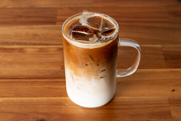 Korean food dish Americano, latte, boi-cano, milk tea, coffee, ice