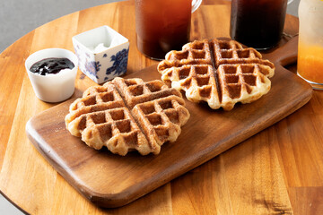 Jeju, tangerine tea, almond croffle, croissant, waffle, plain