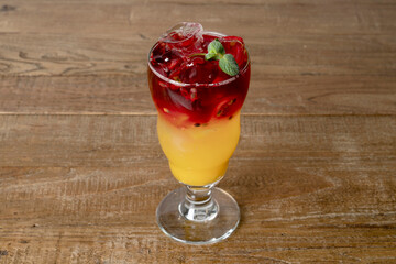 Grapefruit black tea, white scent, guahibiscus, black sesame latte, latte, sandwich