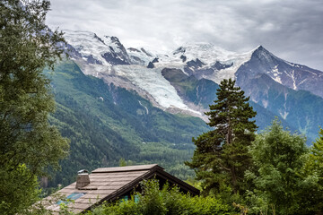 Fototapeta na wymiar Chamonix, le Mont-blanc 