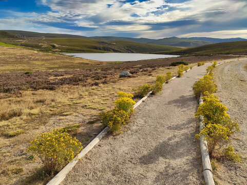 Path to Laguna de los Peces lagoon, Sanabria Lake Natural Park. Zamora province, Spain