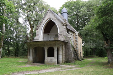La chapelle Saint Michel de la Grêle, vue de l'extérieur, village de Rochefort-en-Terre, département du Morbihan, Bretagne, France