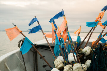 Chorągiewka rybacka na kutrze © Marcin