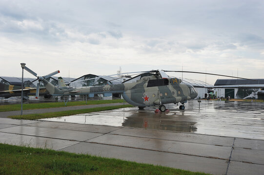 MI-26 heavy transport helicopter