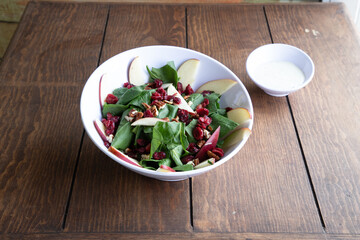 ensalada espinacas con manzana