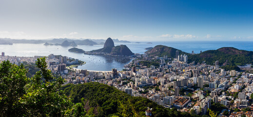 Vista Aérea de botafogo com o Pão de Açúcar ao Fundo