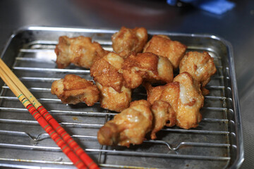 鶏のから揚げ