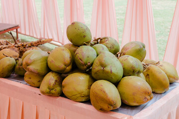 pears on the market