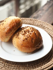 bread bun with perilla seed