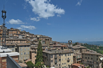 Obraz premium Perugia, colline, case e tetti della città - Umbria