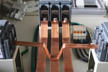 Installation of busbar panels in electrical cabinets