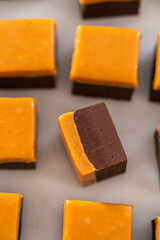 Caramel fudge