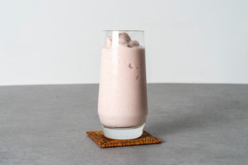 Blueberry yogurt, smoothie, strawberry, mango, milkshake, mango ice cream, strawberry ice cream