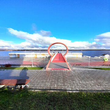 Monumento a la orilla del Volga. Ismael Guti&eacute;rrez Camacho.