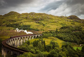 Papier Peint photo Viaduc de Glenfinnan Glenfinnan Viaduct and the Jacobite Steam Train