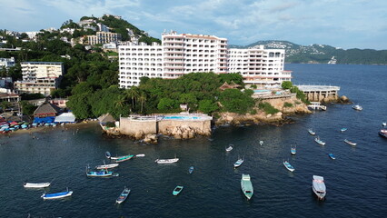 Playa Caleta, en Acapulco, Gro. Mexico