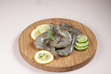 Raw Shrimp or Prawn With Lime.