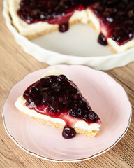Blueberry cheese pie with cracker, cream cheese, blueberry sauce