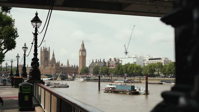 ciudad de londres con el big ben al fondo