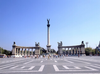 Fototapeta na wymiar Heroes' Square (Hosök tere) in Budapest