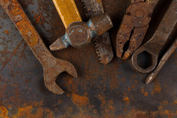 Old rusty tools - 641330003