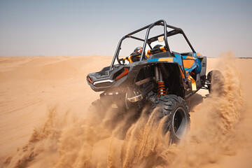 sand dune bashing ofrroad. utv rally buggy - 641439231