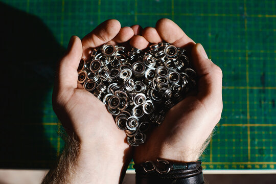 Leatherworker with snap buttons