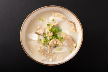 コムタンクッパ　(韓国料理)