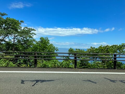 【小田原】相模湾と山の風景