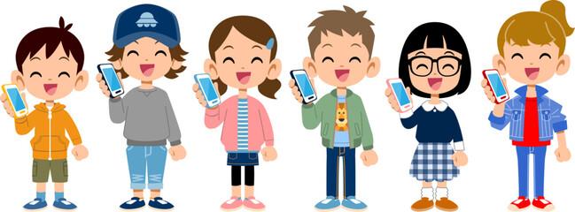 携帯電話で電話中に笑顔になる子どもたちの全身
