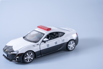 警察 パトカー 交通違反 罰金 違反 