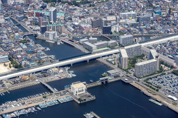千葉県船橋市の海老川水門付近を空撮