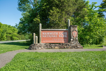 entrance to mammoth cave national park