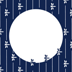 満月の夜、トンボの群れが仲良く前へ進む秋の模様（ネイビー・ホワイト） © 理恵 成宮