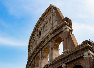 details of the colosseo colosseum